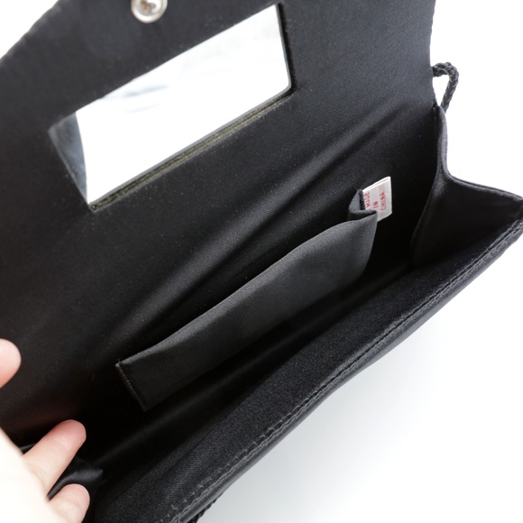 Elegant Black Clutch - Picture 4 of 5